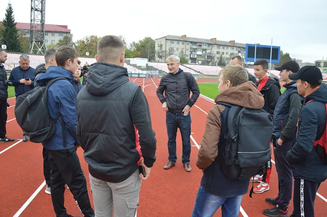 «Фан-проєкт» в дії: дворові футболісти «доторкнулися» до зірок «Волині» (фото)