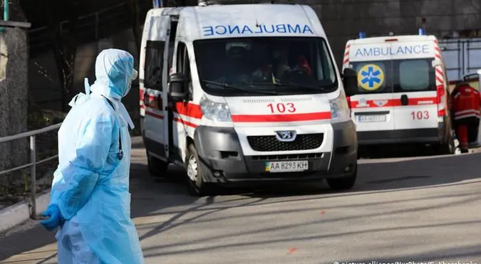 За добу в Україні – 12 729 нових випадків коронавірусу, 1058 – у дітей