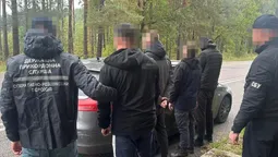 16 тисяч доларів за втечу ухилянтів: на Волині викрили схему незаконного перетину кордону