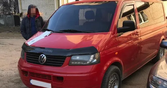 У Луцьку затримали крадія автомобільних коліс (фото)