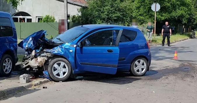 Травмувалися водійка і 4-річна дитина: деталі ДТП у Нововолинську (фото, відео)