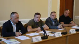 Виховання у сім'ях замість дитбудинків: на Волині шукали шляхи втілення стратегії
