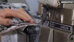 На фронт і в госпіталі: на Волині жінки шиють білизну та одяг для воїнів (відео)