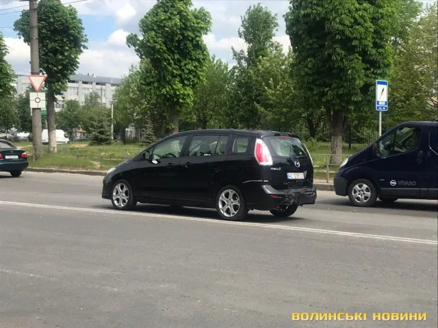 «Машина – в хлам», – популярна луцька блогерка потрапила у ДТП (відео, оновлено)