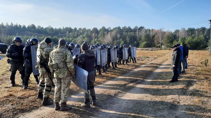 Показали, як на Волині силовики готувались боротись із міграційною кризою (фото)