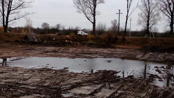 На Волині відновлюють озеро (фото)