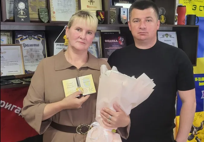 На Волині жінці присвоїли почесне звання «Мати-героїня»