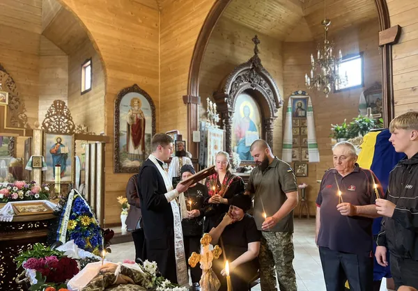 На Волині попрощалися з 28-річним захисником Андрієм Лавренюком (фото)