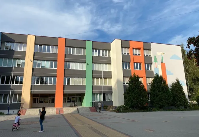 Більш ніж половина луцьких батьків проти шкільного навчання офлайн