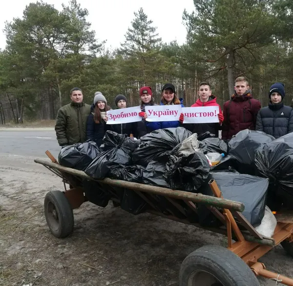 «Лісова» братія проти сміттєвого монстра, або А один в полі – воїн?