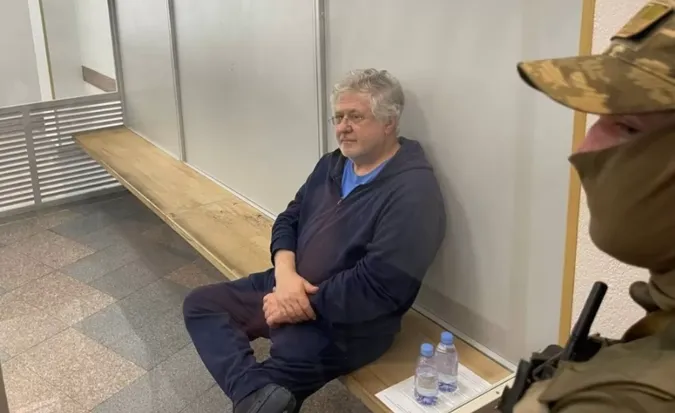 Суд визнав Коломойського громадянином України
