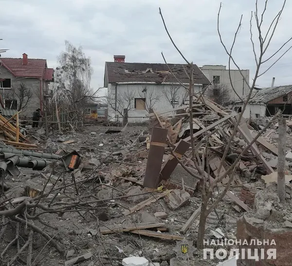 Житомирщина пережила авіаудар, є потерпілі (фото)