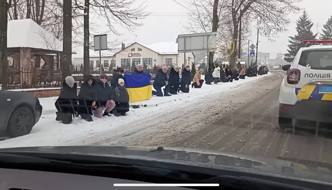 На Волині попрощалися із загиблим кулеметником Віктором Єфімчуком (фото)