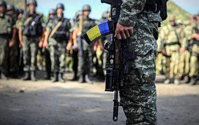 Лучан-контрактників заохочуватимуть грошовою допомогою