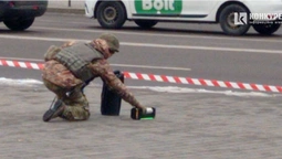 Підозрілий пакет у центрі Луцька: що знайшли вибухотехніки (фото)