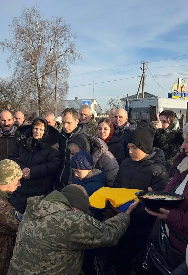 Через майже 3 роки після загибелі: на Волині попрощалися з воїном Миколою Абрамовичем (фото)