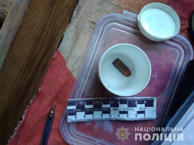 У волинянина в будинку знайшли боєприпаси (фото)