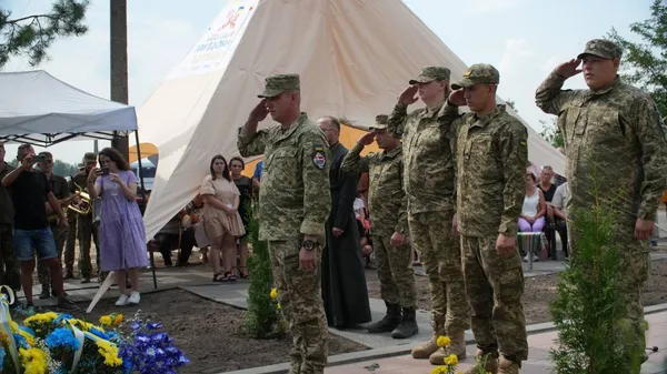 Поблизу Бородянки відкрили меморіал воїнам з 14 ОМБр, які загинули на Київщині в березні 2022 року (фото)