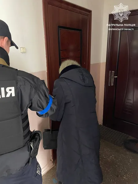 У Луцьку 95-річній бабусі, яка забула, де проживає, допомогли дістатися додому (фото)