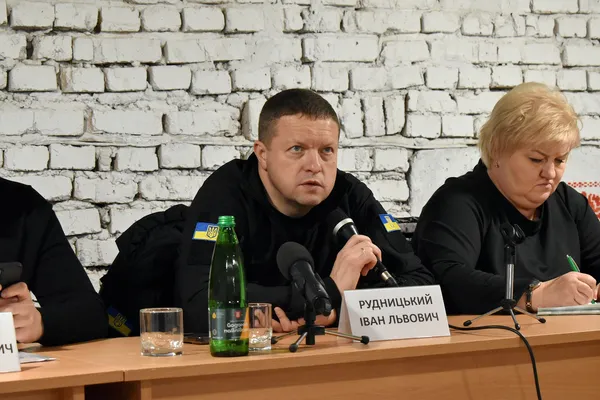 Начальник Волинської ОВА Рудницький поспілкувався з мешканцями Камінь-Каширщини (фото)