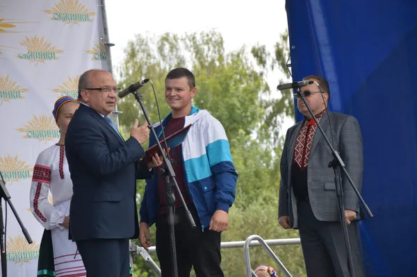  Свій власний рекорд встановив комбайнер ТзОВ «П'ятидні» Петро Кульчинський