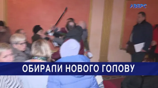 Обирали нового голову: у Луцьку побилися дачники з Променя (відео)