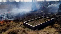 Горіли хрести і пам'ятники: на Волині невідомі підпалили кладовище (фото)