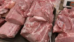 На луцьких ринках перед святами здешевшало м'ясо (відео)