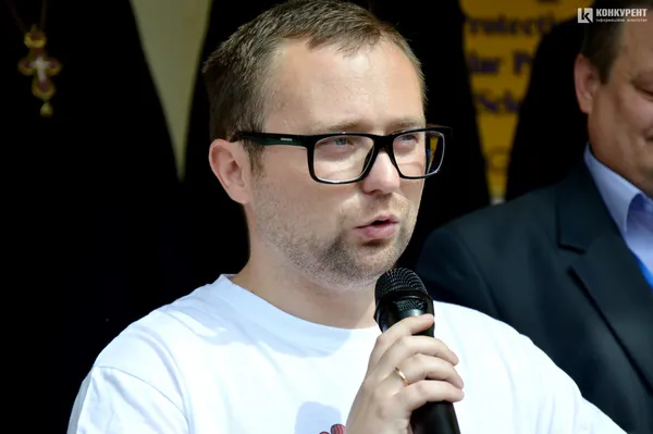 У Луцьку з’явилася «Алея життя», висаджена людьми з донорськими органами (фото)