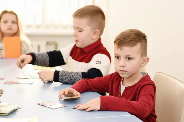 Від малюків до депутатів: де у Луцьку найкраще навчають англійської*