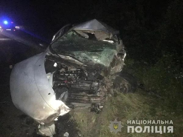 Лобове зіткнення з вантажівкою: в аварії на Рівненщині загинув волинянин (фото)