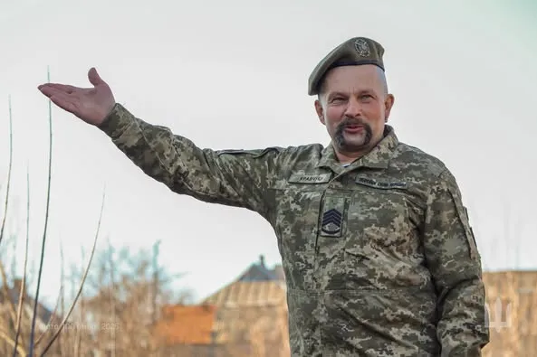 Сумує за жінками і грибами: боєць волинської «сотки» розповів про особистий рекорд (фото)