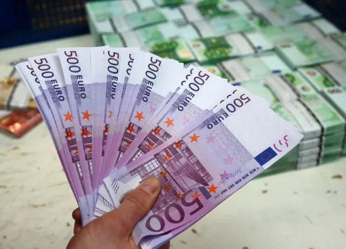 Eurostat назвав мінімальні зарплати в Європі