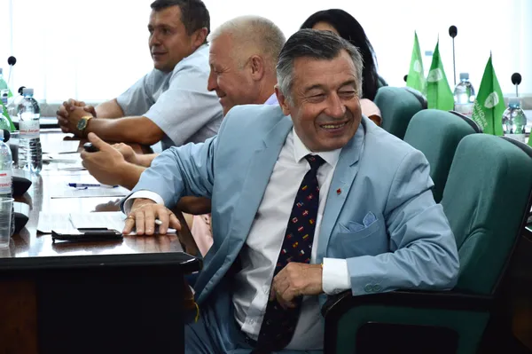«Туалет розбрату», або «Дєржитє Петрочука» на сесії Луцькради (фоторепортаж)