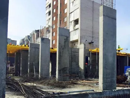 У Луцьку оглянуть технічний стан будинку на Соборності, 20