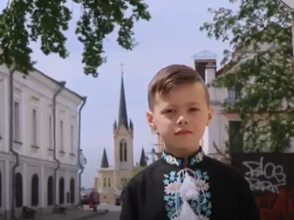 Карантин весело та корисно: маленький лучанин має Instagram та веде блог на YouTube