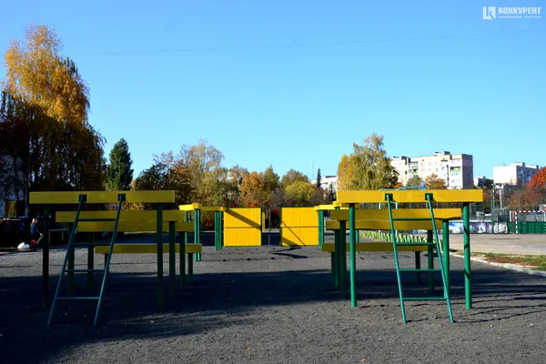 Лабіринти та окопи: у луцькій школі відкрили сучасний спортивний об'єкт (фото)