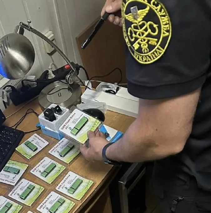 В Україну через «Зосін-Устилуг» намагалися ввезти шпигунські прилади: які саме (фото)