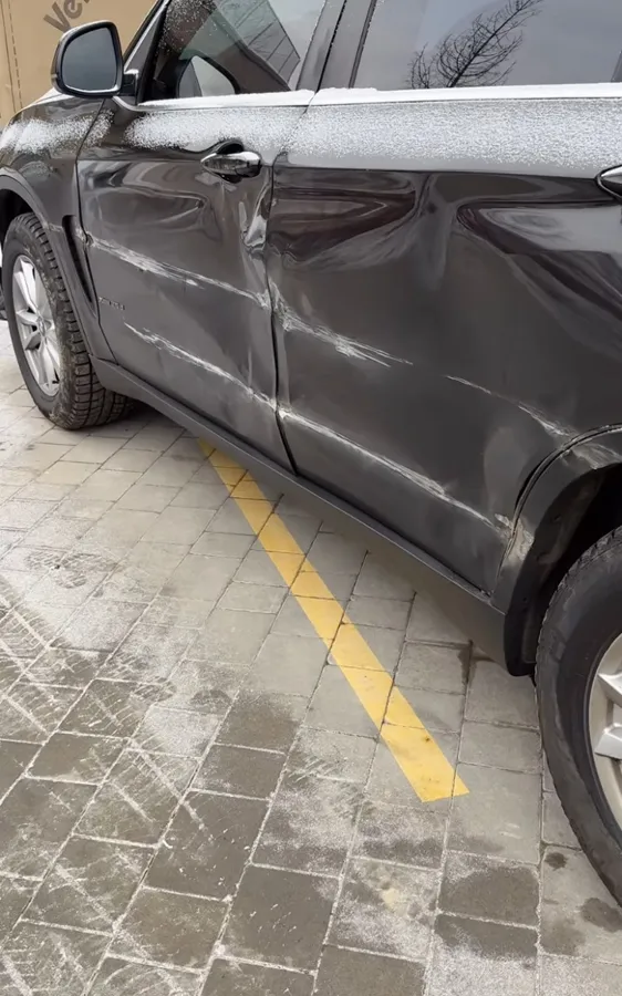 Працівник готелю у Буковелі викрав та побив авто луцької бізнесвумен