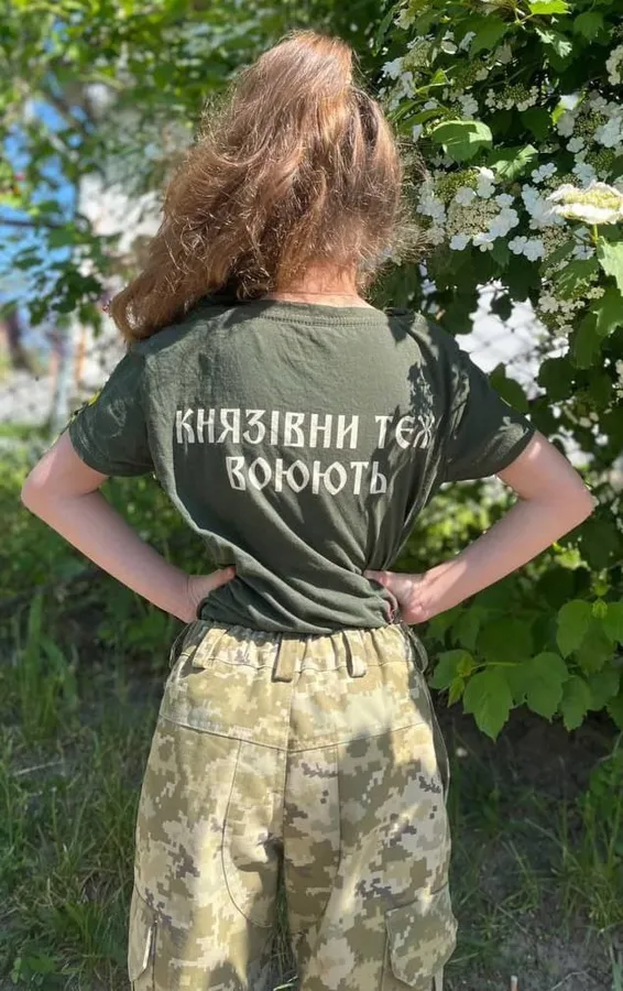 «Вона наш Янгол»: побратими загиблого воїна з «князівської» бригади здійснили мрію його доньки (фото)