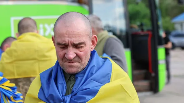 Черговий обмін полоненими: додому повертаються воїни ЗСУ, Нацгвардії та прикордонної служби (фото)