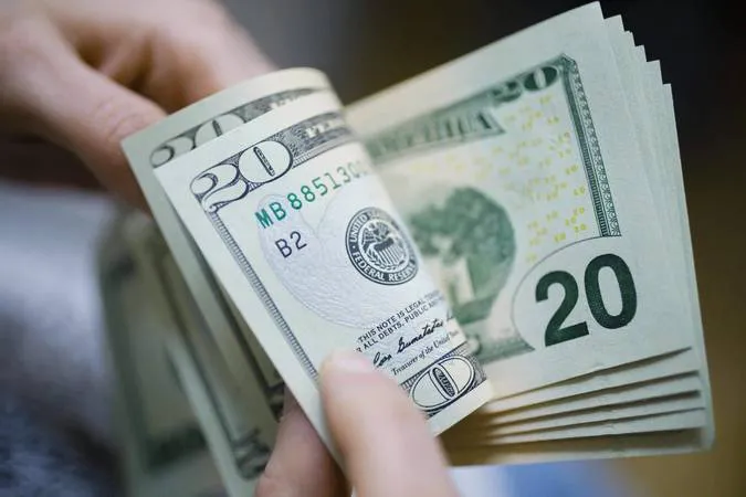 Вимагають викуп 10 – 30 тисяч доларів: рашисти викрадають чоловіків на тимчасово окупованих територіях