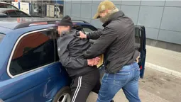 СБУ викрила шахраїв, які видурювали гроші у родичів загиблих воїнів (фото)