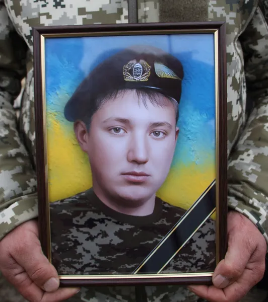 У селі на Волині похоронили загиблого захисника Віталія Лук'янчука