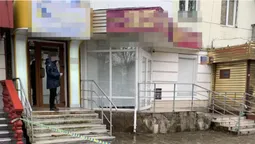 Поліція затримала нападника на фінустанову: ним виявився 55-річний лучанин (фото, відео)
