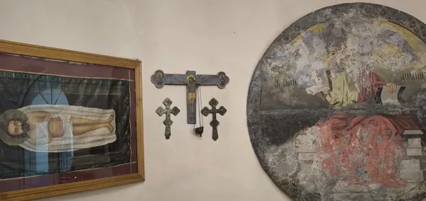 Десятиліттями ховали ікони під шифером: як у Ковелі відроджують зруйнований совєтами храм (відео)