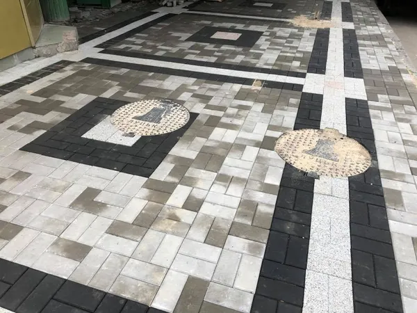 У Луцьку на Винниченка будуть нові тротуари (фото)