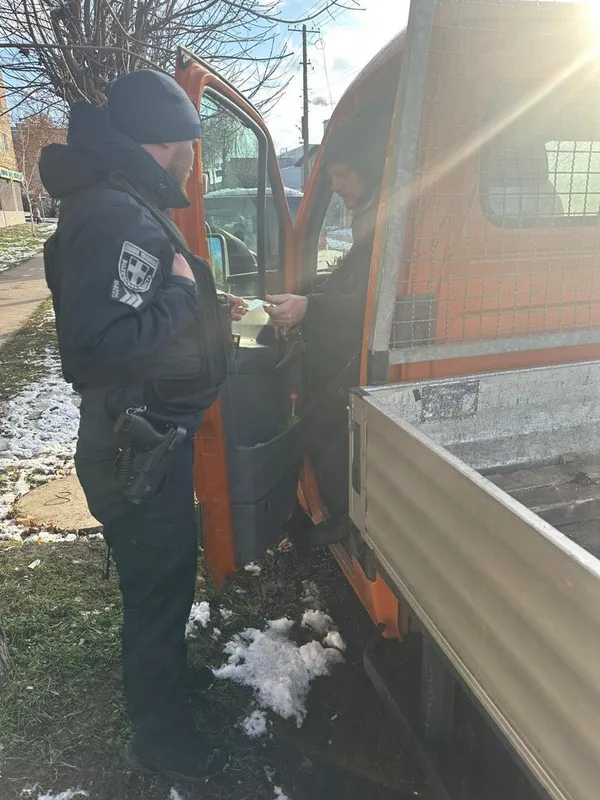 Затримання за хабарі, наркотики і нетверезе водіння: що коїться у Володимирському районі