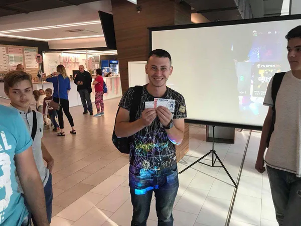 У луцькому «Промені» відбулася битва з «Hearthstone Witchwood monster hunt»*