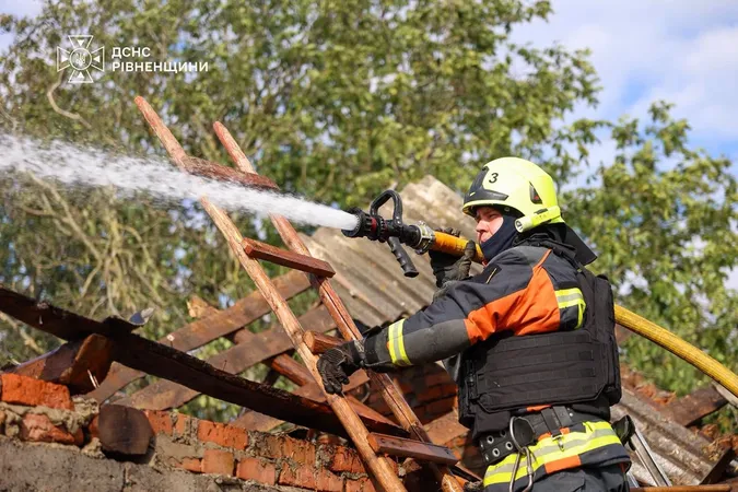 Рівненщина зазнала атаки російського БпЛА: постраждали четверо людей (фото)